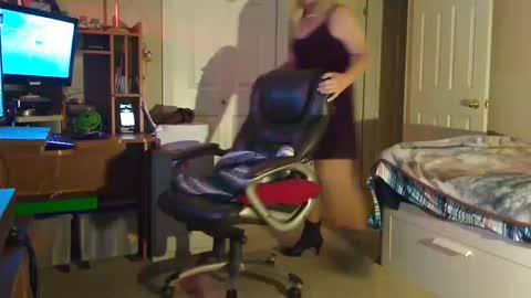 Alicia deHart  Help me reach 1000 Followers. Its FREE online show from October 2025 01:37:02 AM