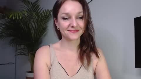 Snapshot of alicialux chatting on January 2025 07:21:02 PM Alicia online show from January 2025 07:21:02 PM