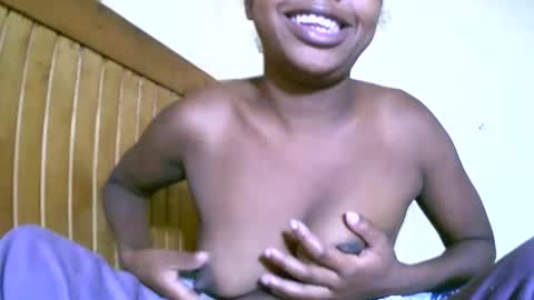 alicianah online show from October 2025 05:38:02 AM