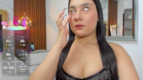 ALICIA  online show from November 2025 07:25:01 PM