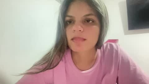 luisa online show from February 2025 01:31:02 AM