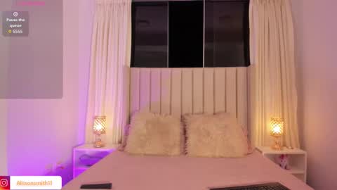 Snapshot of aliison_smith chatting on February 2026 04:27:02 AM Alisson online show from February 2026 04:27:02 AM