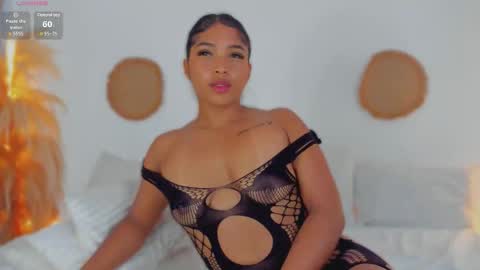 aliisonwells online show from October 2025 04:46:01 PM