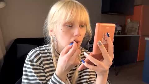 Milana online show from March 2026 12:27:02 PM