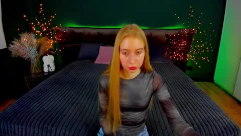 Alina online show from October 2025 05:50:02 AM