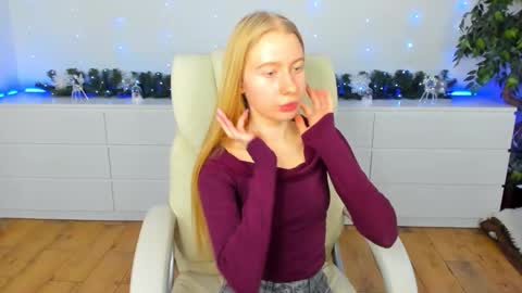 Alina online show from December 2025 06:43:02 AM
