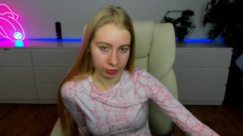 Alina online show from March 2026 06:37:01 AM