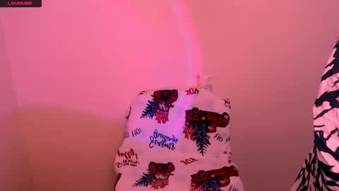 Alina online show from November 2025 08:57:01 AM