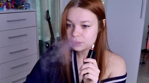 Snapshot of alinabae chatting on April 2026 05:52:01 AM Alina and Ben online show from April 2026 05:52:01 AM