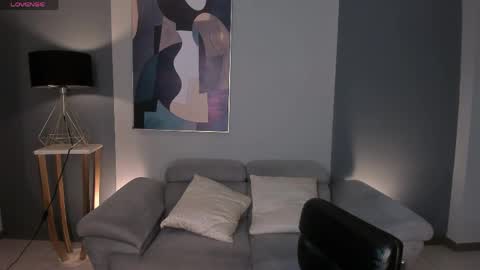 alinakravitz_ online show from March 2026 12:10:02 PM