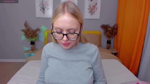 alinaocean online show from November 2025 08:52:01 PM