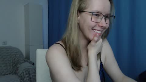 alinasei online show from November 2025 07:51:02 AM