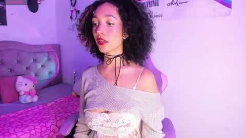 Snapshot of aline_ackerman chatting on May 2026 08:03:02 PM ALINE online show from May 2026 08:03:02 PM