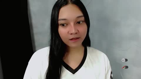 Shanti xhey online show from October 2025 04:51:01 PM