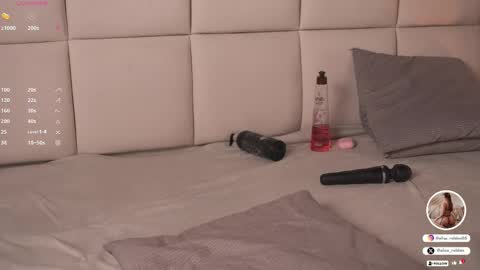     online show from February 2025 03:08:01 PM