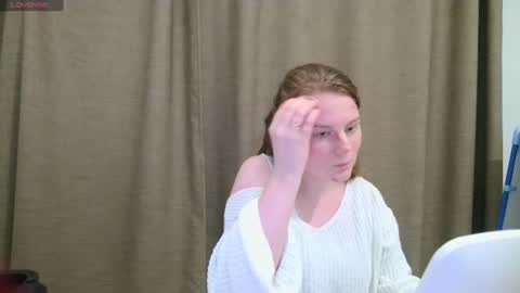 Snapshot of alisaabby chatting on June 2026 07:38:02 PM Alisa online show from June 2026 07:38:02 PM