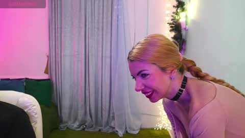 Snapshot of alisaaleks chatting on February 2026 04:05:02 AM Alisa Aleks online show from February 2026 04:05:02 AM