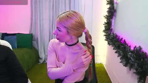 Snapshot of alisaaleks chatting on February 2026 01:53:02 AM Alisa Aleks online show from February 2026 01:53:02 AM