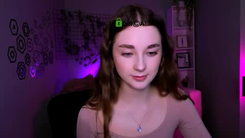 Alisa online show from December 2025 08:14:01 PM