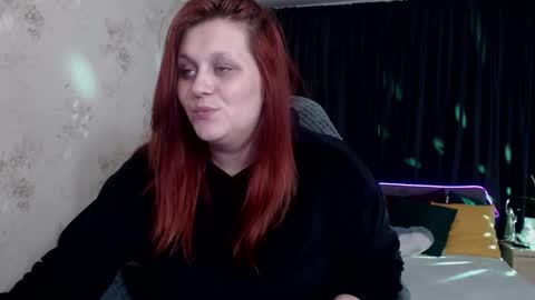 Alisa online show from October 2025 05:22:01 PM
