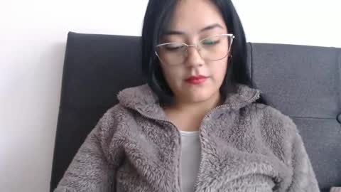 alisha_9997 online show from February 2026 01:25:01 PM