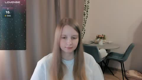 Alya online show from April 2026 08:11:02 PM