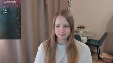 Alya online show from April 2026 08:39:01 PM