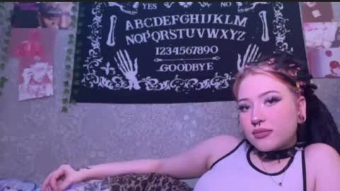 alisha_sky_ online show from May 2026 08:21:01 AM