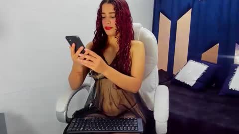 Snapshot of alishaevans_rs chatting on September 2025 07:48:01 PM alishaevans_rs online show from September 2025 07:48:01 PM