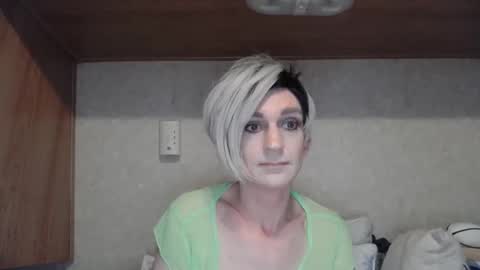 Snapshot of alishaluv chatting on May 2026 03:04:02 AM Alisha online show from May 2026 03:04:02 AM