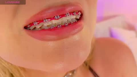 Snapshot of alison_collins_ chatting on March 2026 12:51:02 PM Alison online show from March 2026 12:51:02 PM