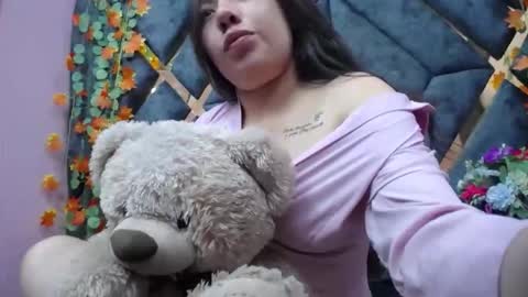 Snapshot of alison_maiker chatting on December 2025 01:25:02 AM Alison Meiker online show from December 2025 01:25:02 AM