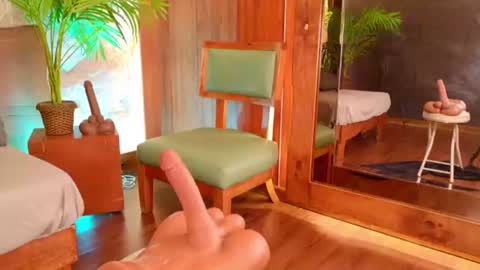 Alison Moon  online show from July 2026 11:09:02 PM