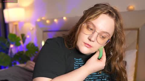 Alissa online show from December 2024 12:44:01 PM