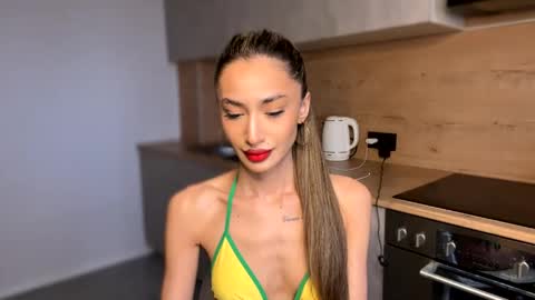 Alissa online show from May 2026 01:40:02 PM