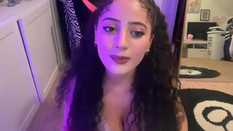 Snapshot of alissajaede chatting on October 2025 01:00:02 AM alissajaede online show from October 2025 01:00:02 AM