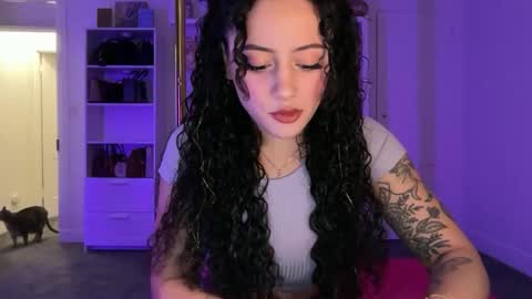 Snapshot of alissajaede chatting on December 2025 02:08:02 AM alissajaede online show from December 2025 02:08:02 AM