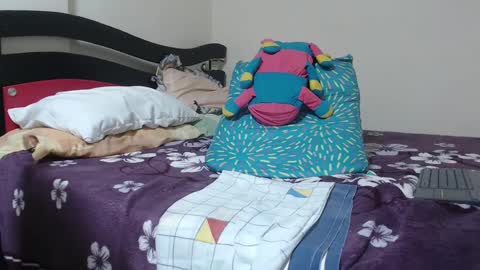 allise online show from December 2024 05:51:01 AM