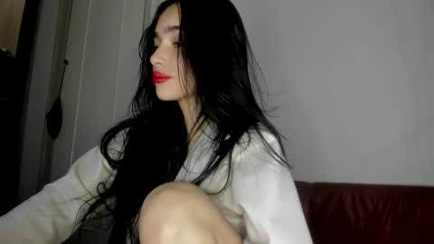 Alisson369  online show from April 2026 09:52:01 PM