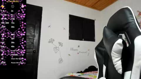 Snapshot of alisson_hoffman05 chatting on February 2026 05:36:01 PM Alisson hoffman05 online show from February 2026 05:36:01 PM