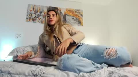 Goddess  online show from October 2025 03:42:01 AM