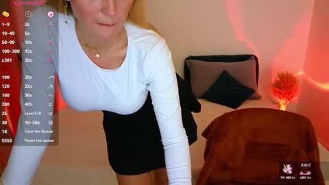 alisssarose online show from October 2025 09:36:01 PM