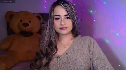  Alix  online show from November 2025 11:38:01 PM