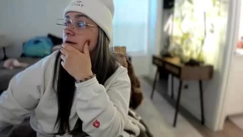 alix_valentine online show from November 2025 03:11:02 PM