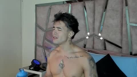 alix online show from October 2025 08:43:02 PM