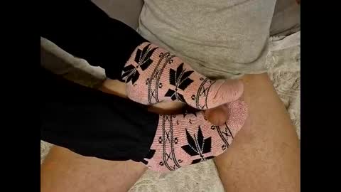 Snapshot of allaboutfeetcouple chatting on November 2025 07:38:02 PM allaboutfeetcouple online show from November 2025 07:38:02 PM