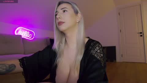 Snapshot of allayah chatting on February 2026 04:10:02 AM A day u didnt smile is a lost day online show from February 2026 04:10:02 AM