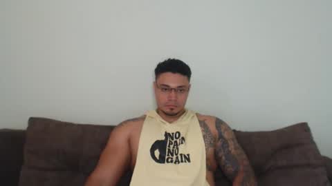 allen_ferrer10 online show from February 2026 08:49:01 PM