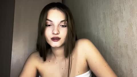 Emily online show from February 2026 08:33:02 AM