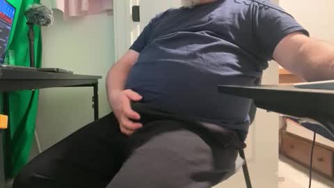 Allergictolove online show from December 2025 01:56:02 AM